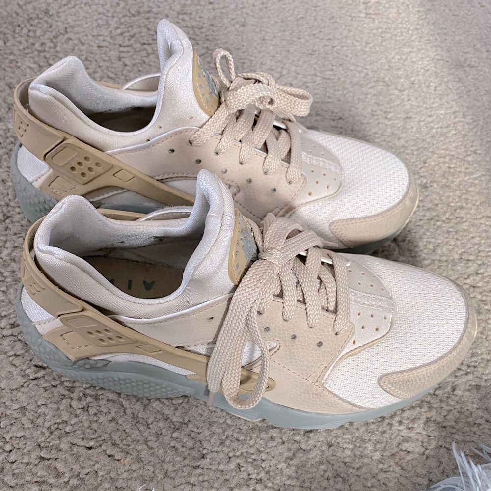 Nike Huaraches